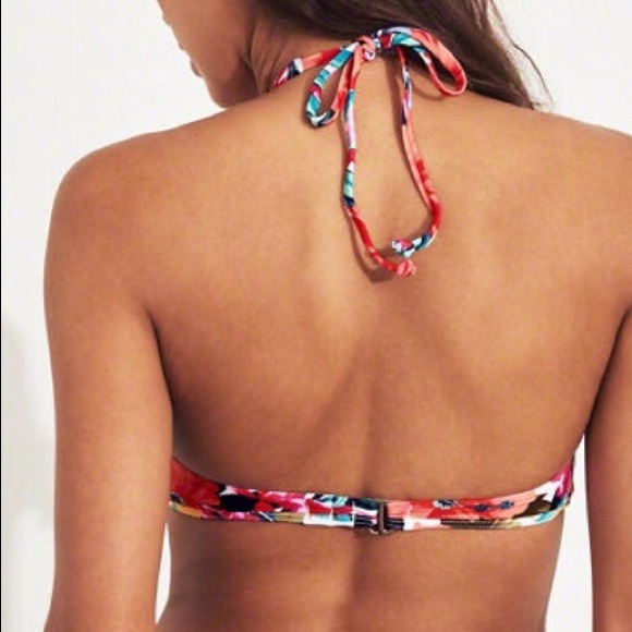 Hollister Swim top and extra cheeky bottoms size L - Picture 4 of 8